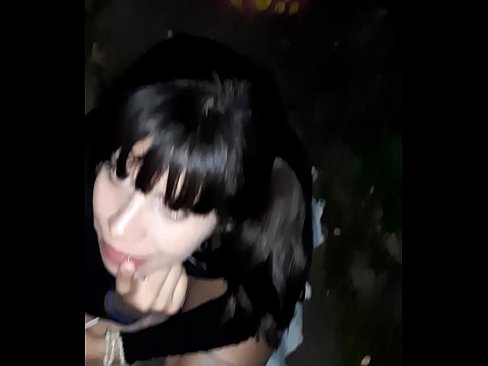 ❤️ रस्त्यावर कँडीच्या बदल्यात लिंग सुजले ❤️ लिंग ️❤